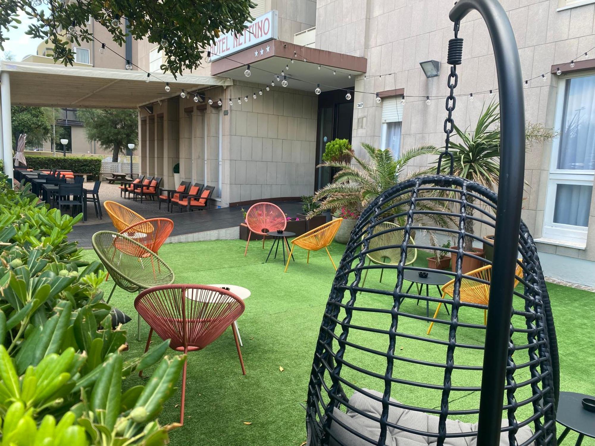 Hotel Nettuno 페자로 외부 사진