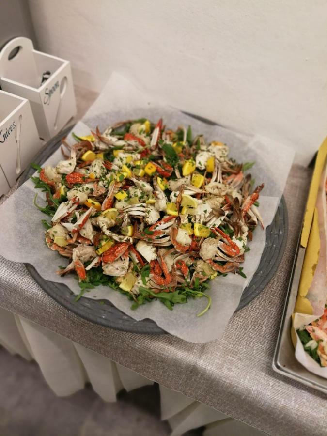 Hotel Nettuno 페자로 외부 사진