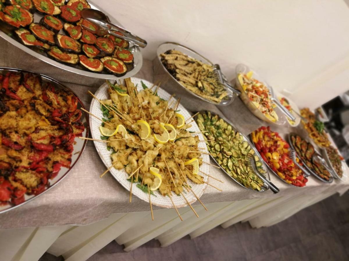 Hotel Nettuno 페자로 외부 사진