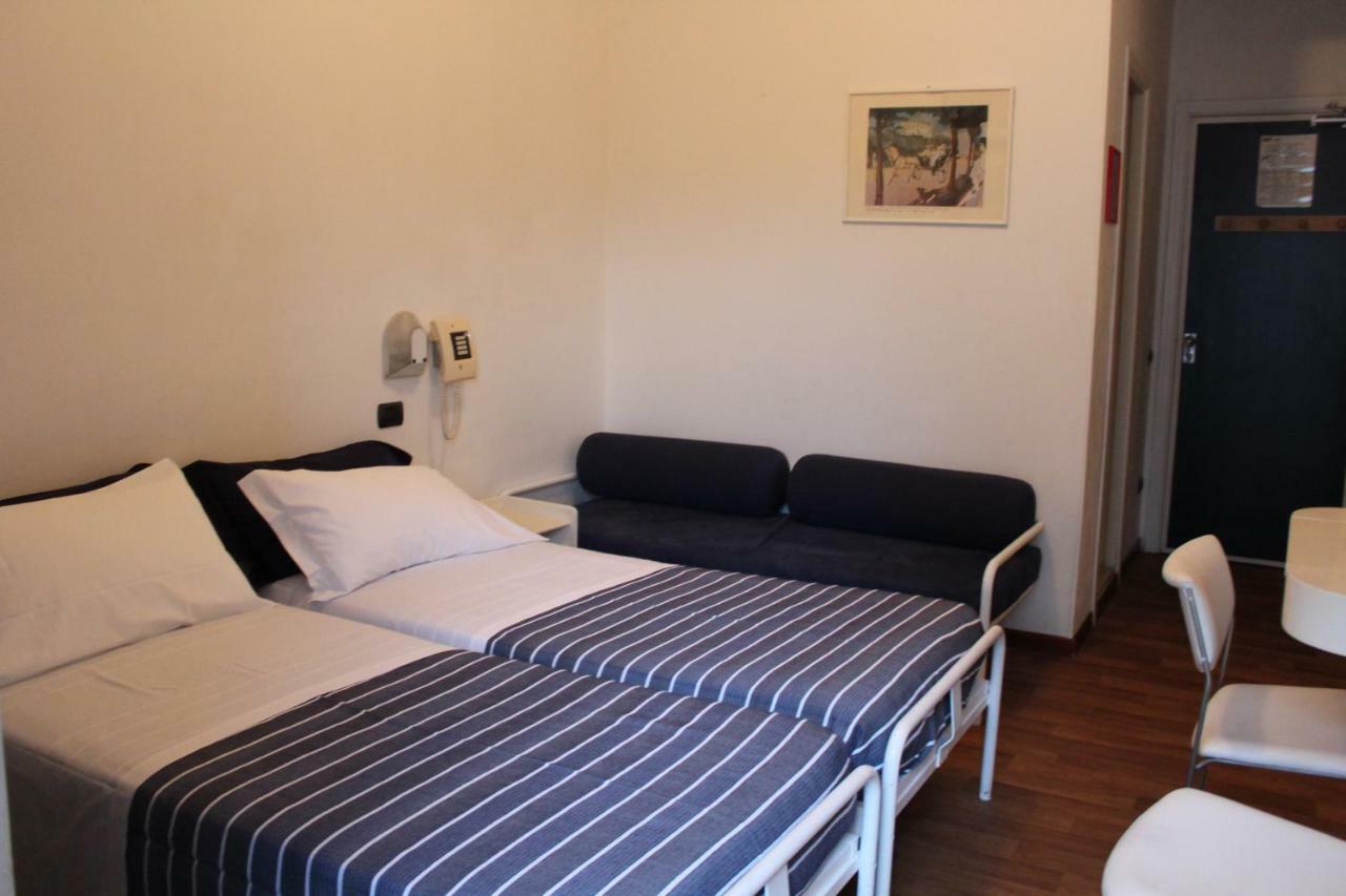 Hotel Nettuno 페자로 외부 사진